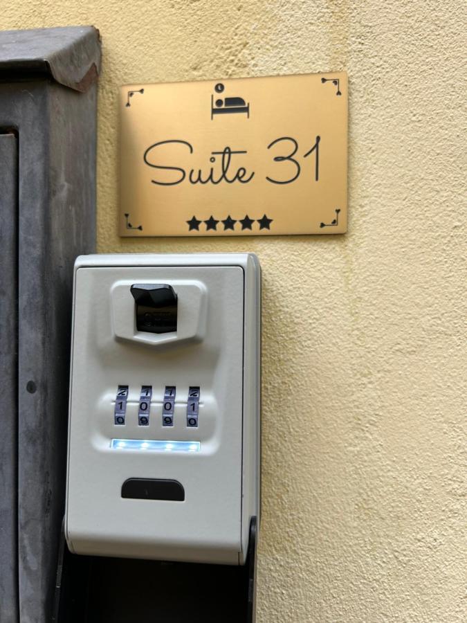 Apartment 31 -